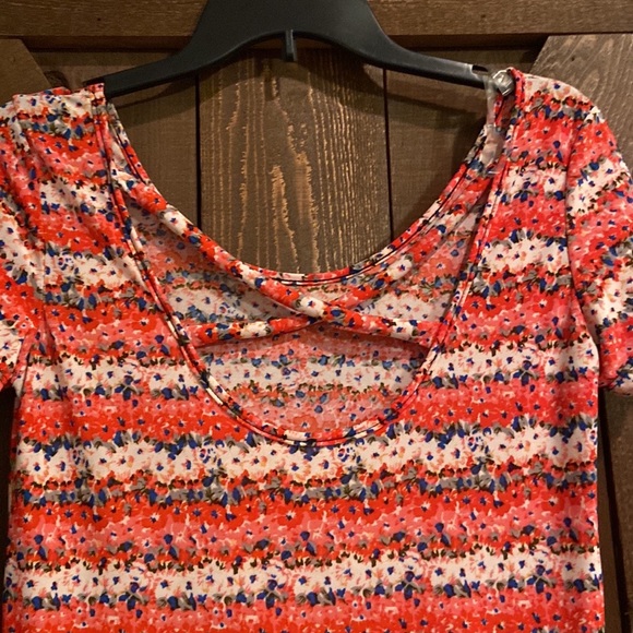 Polyester spandex dress - Picture 2 of 2